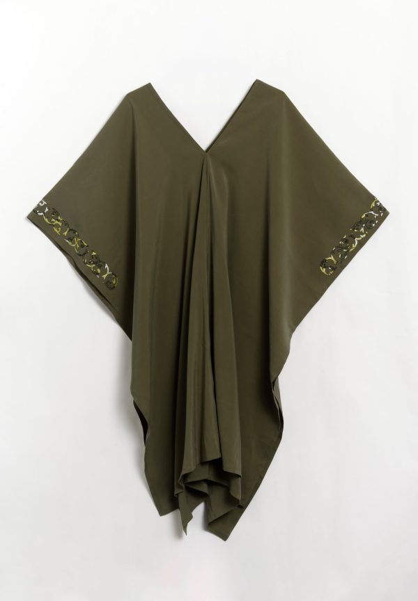 Carla Fernandez Poncho Yooxs Verde y Dorado y Negro