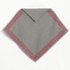 Carla Fernandez Poncho Critóbal Gris Calado Roja