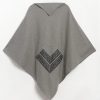 Carla Fernandez Poncho Galvón Gris Calado Negro