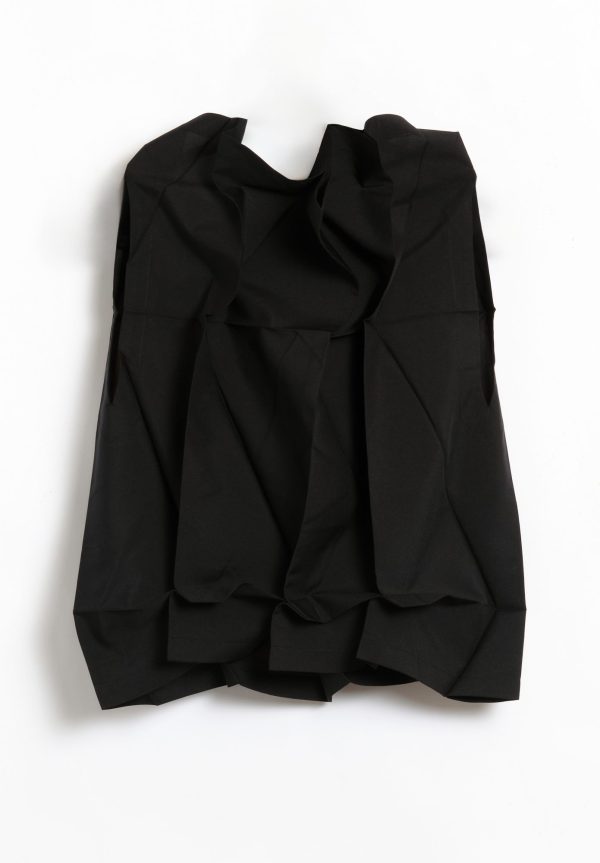 Issey Miyake 132 5. Solid Top