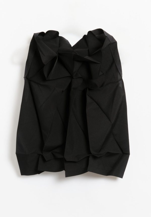 Issey Miyake 132 5. Solid Top