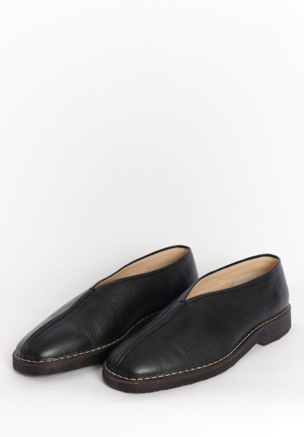 ad39fa2d-9ddc-4d89-ab21-cf3ede684dd2_Lemaire_t691727_368.jpg Lemaire Women's Flat Piped Slippers- Black