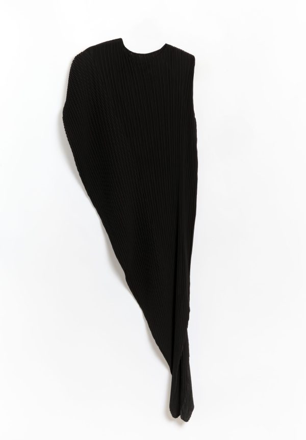 d2018178-c65c-44f8-afdf-5bc433a6bb90_Issey_Miyake_H995810_130.jpg Issey Miyake Pleats Please Leaf Pleats Dress