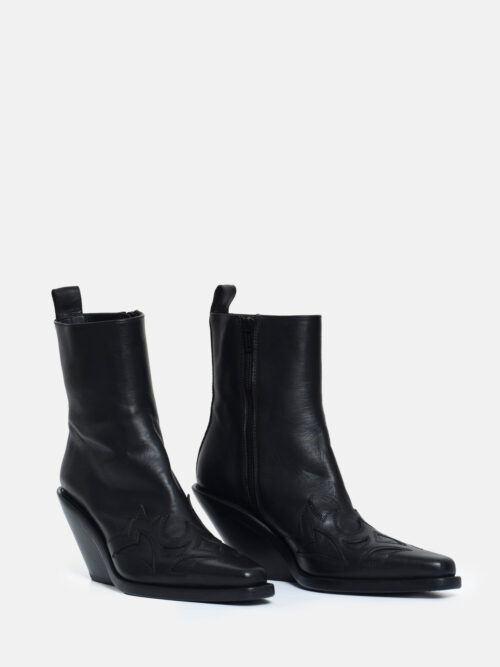 AnnDemeulemeester_11171_137-1.jpg Ann Demeulemeester Heimo Pointy Ankle Boots