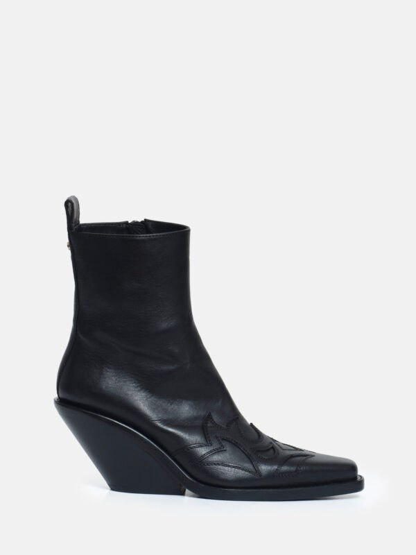 AnnDemeulemeester_11171_138-1.jpg Ann Demeulemeester Heimo Pointy Ankle Boots, view 2