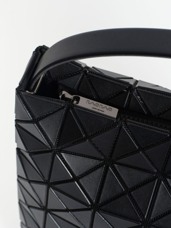 BAO BAO isseymiyake VALLEY バッグ ラージサイズ VALLEY – ISSEY MIYAKE ONLINE STORE